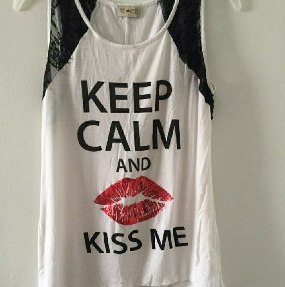 Graphic tee